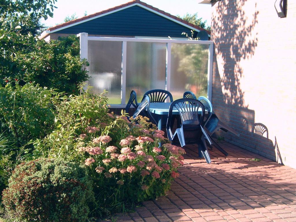 Ferienhaus Lisakowski Warmenhuizen Exterior photo